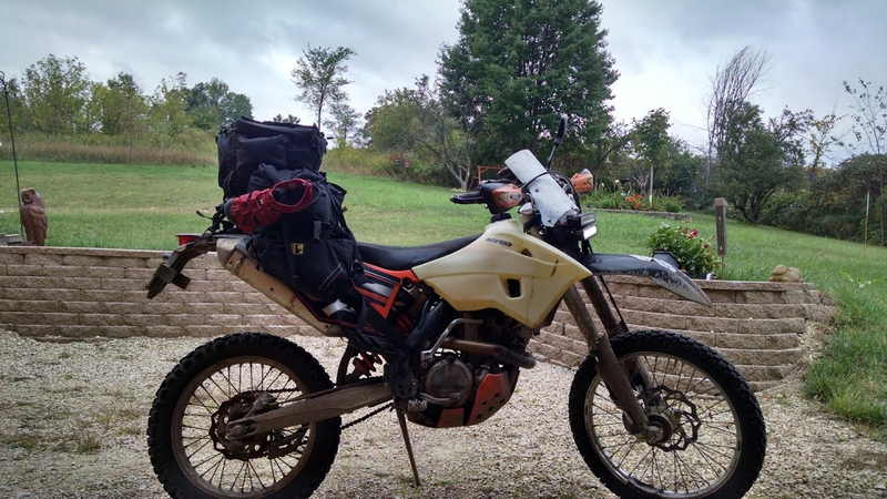 Illustration for article titled Don’t Be Late! 2 Singles and a Twin KTM Ride the TWAT Day 5